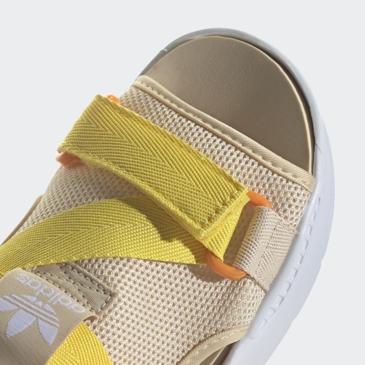 Adidas 360 3.0 Sandale. 10