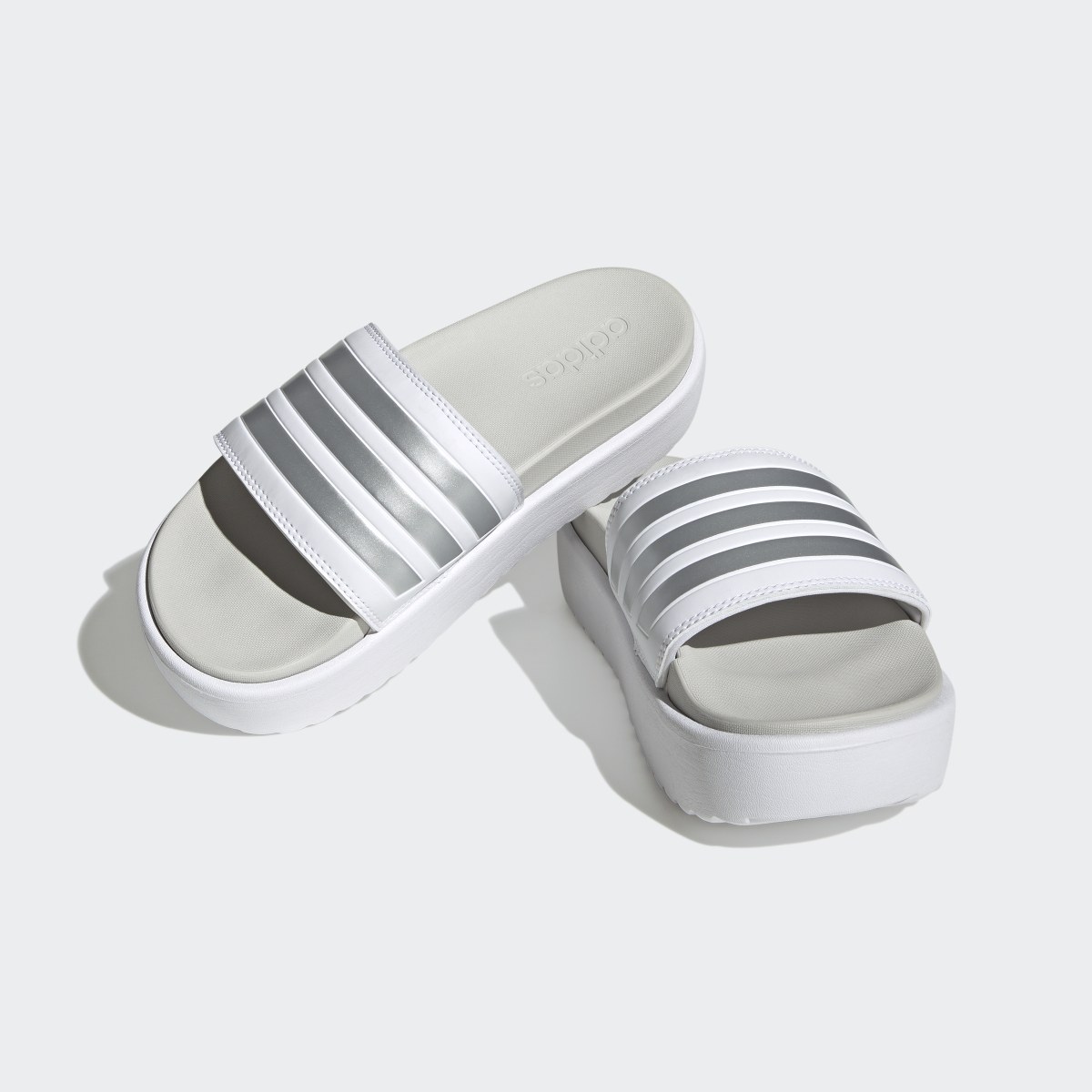 Adidas Chancla Adilette Platform. 5