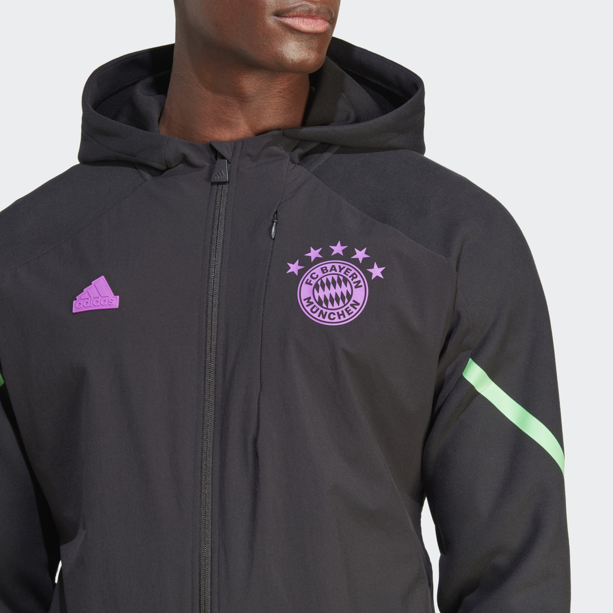 Adidas Chaqueta con capucha FC Bayern Designed For Gameday. 6