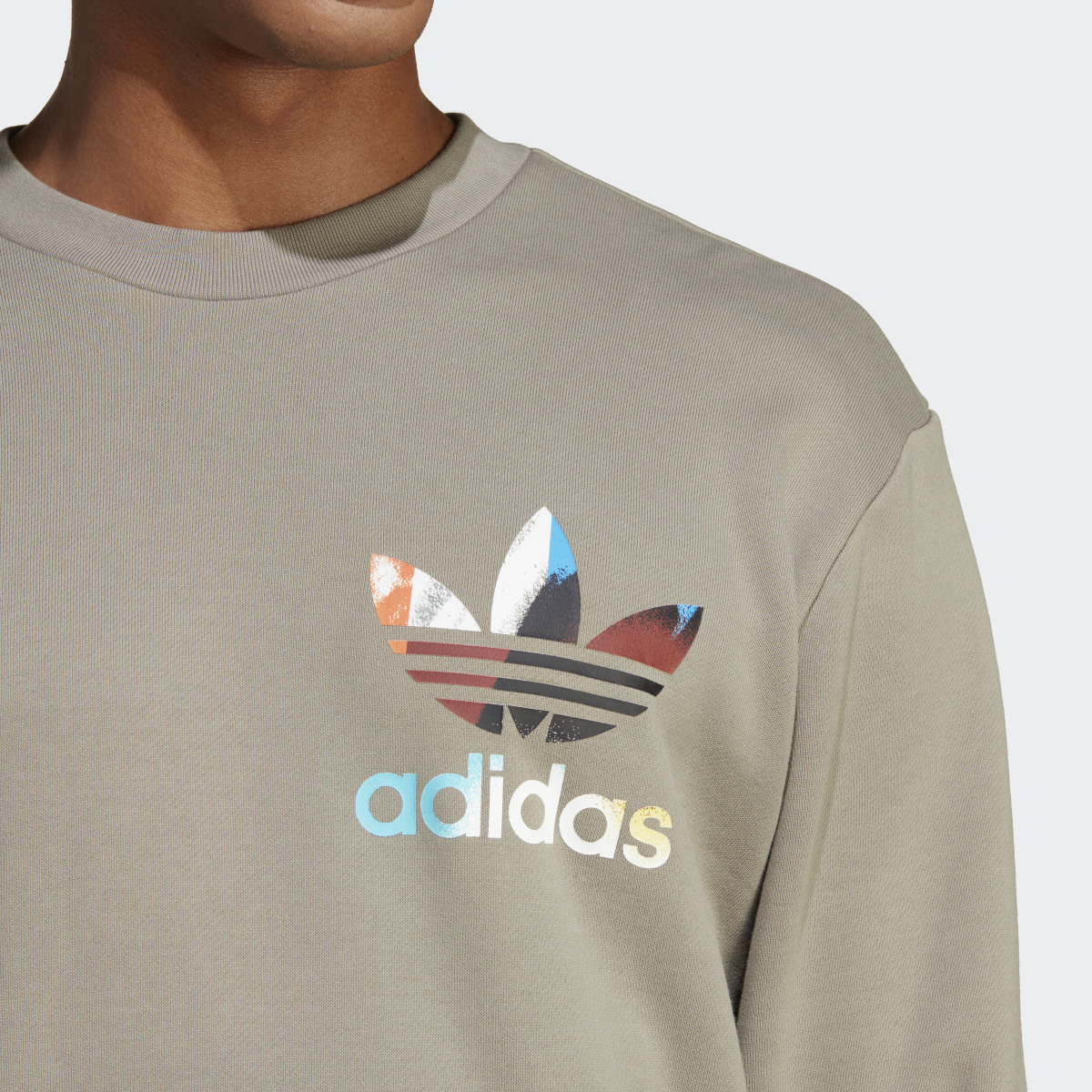 Adidas Graphics Off the Grid Crew Sweatshirt. 6