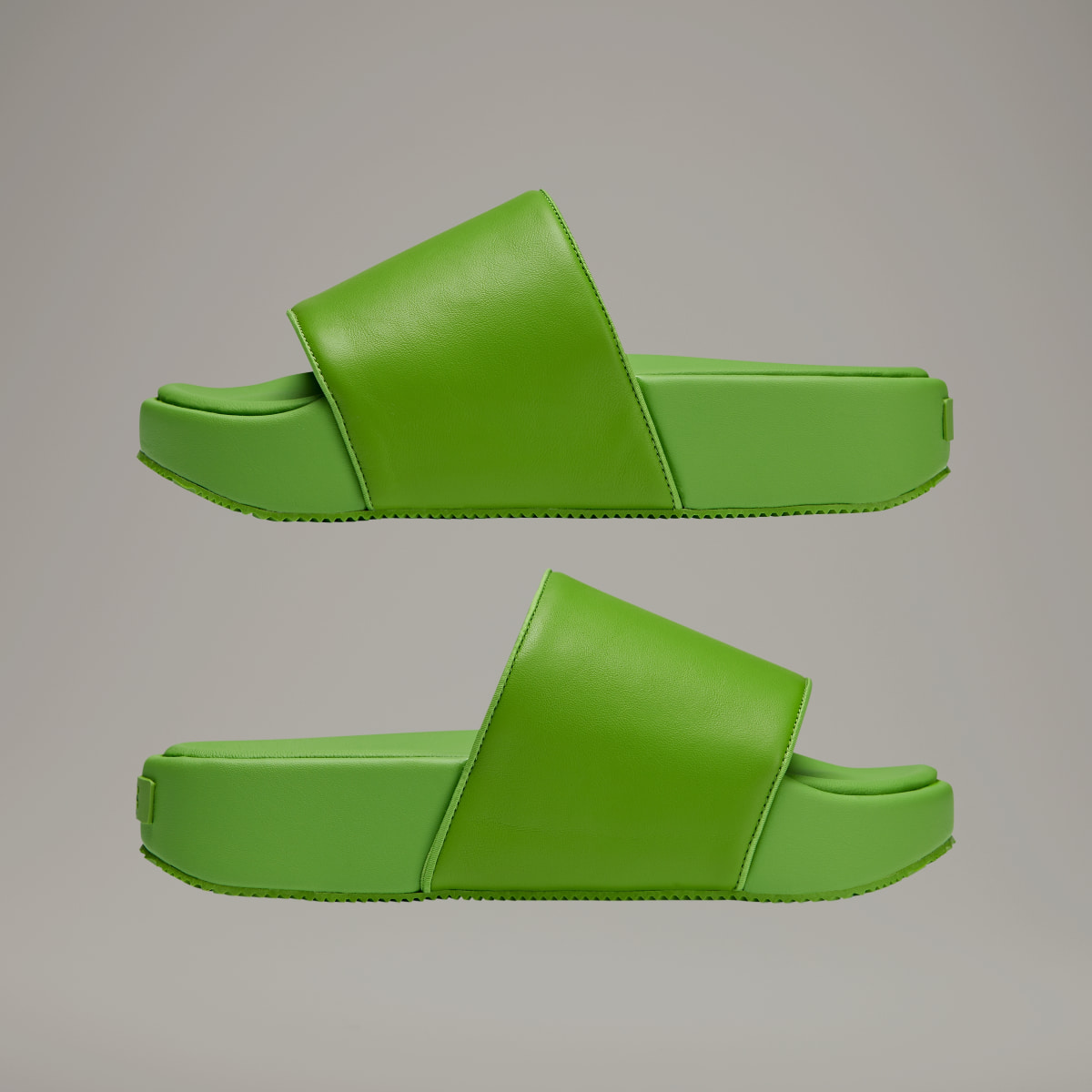 Adidas Y-3 SLIDE. 9