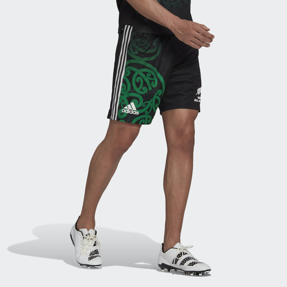 Adidas Maori All Blacks Rugby Gym Shorts. 4