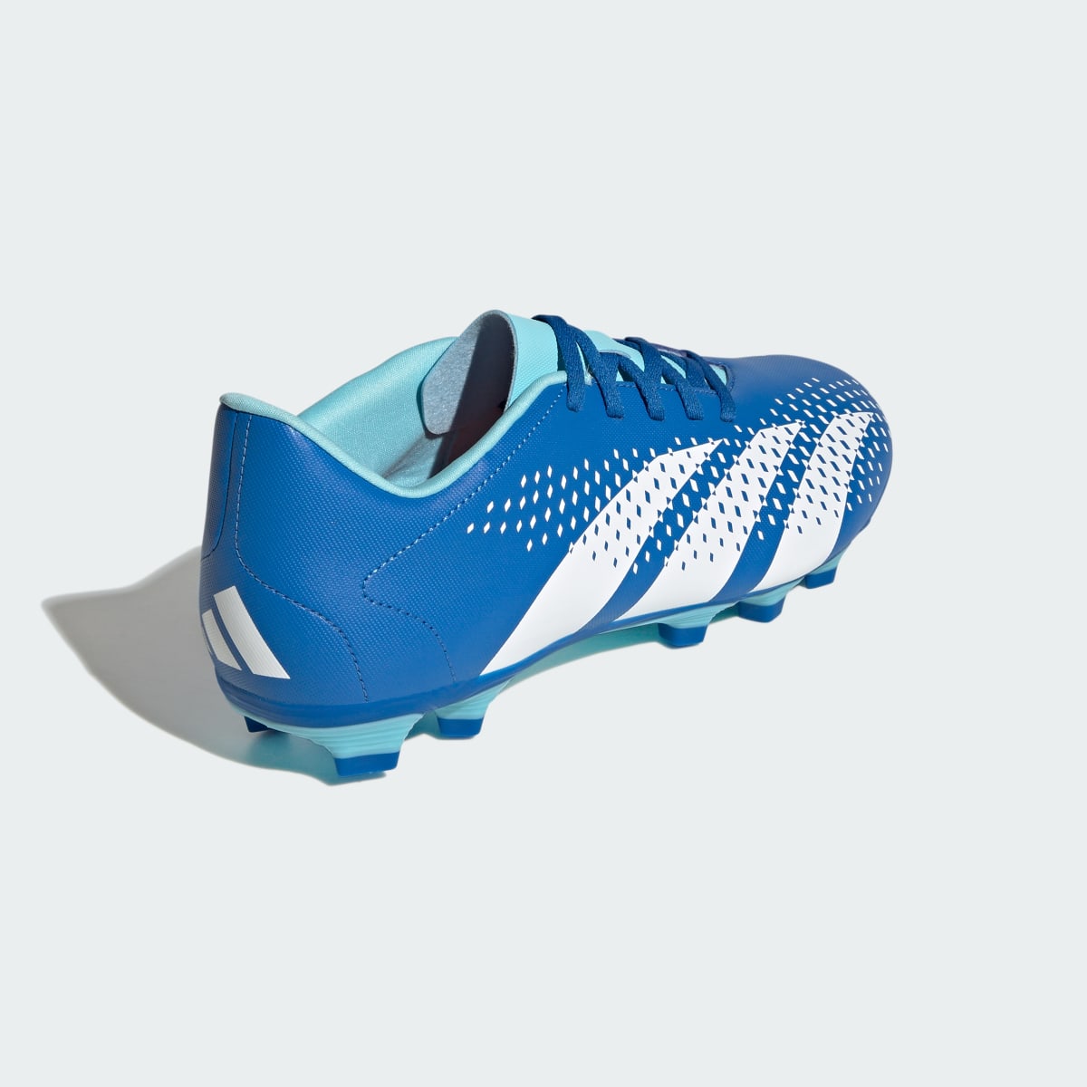 Adidas Calzado de Fútbol Predator Accuracy.4 Multiterreno. 6