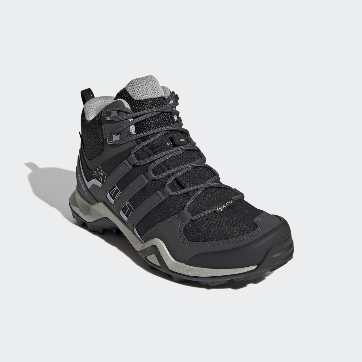 Adidas Chaussure de randonnée Terrex Swift R2 Mid GORE-TEX. 11