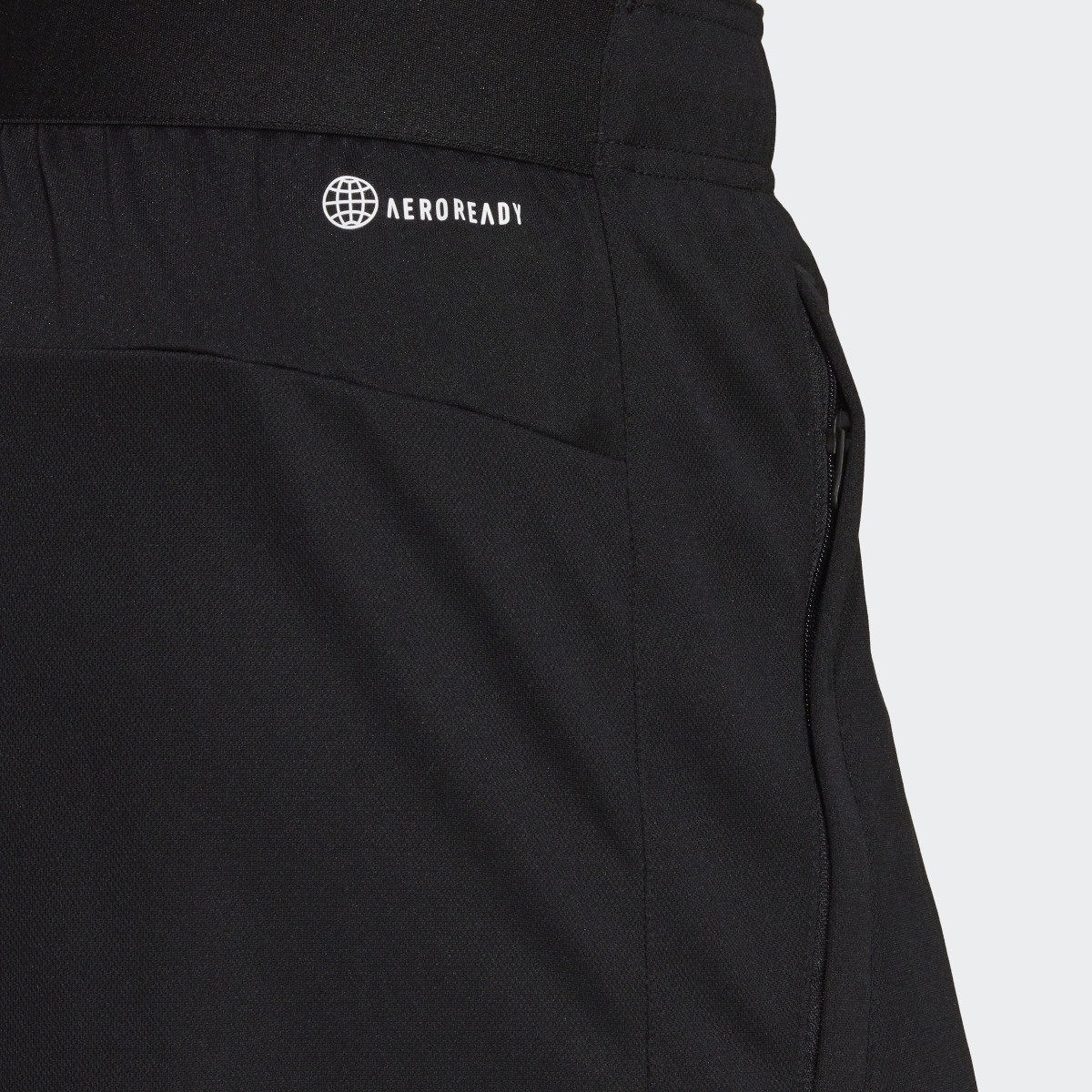 Adidas Short de training avec logo Train Essentials. 6