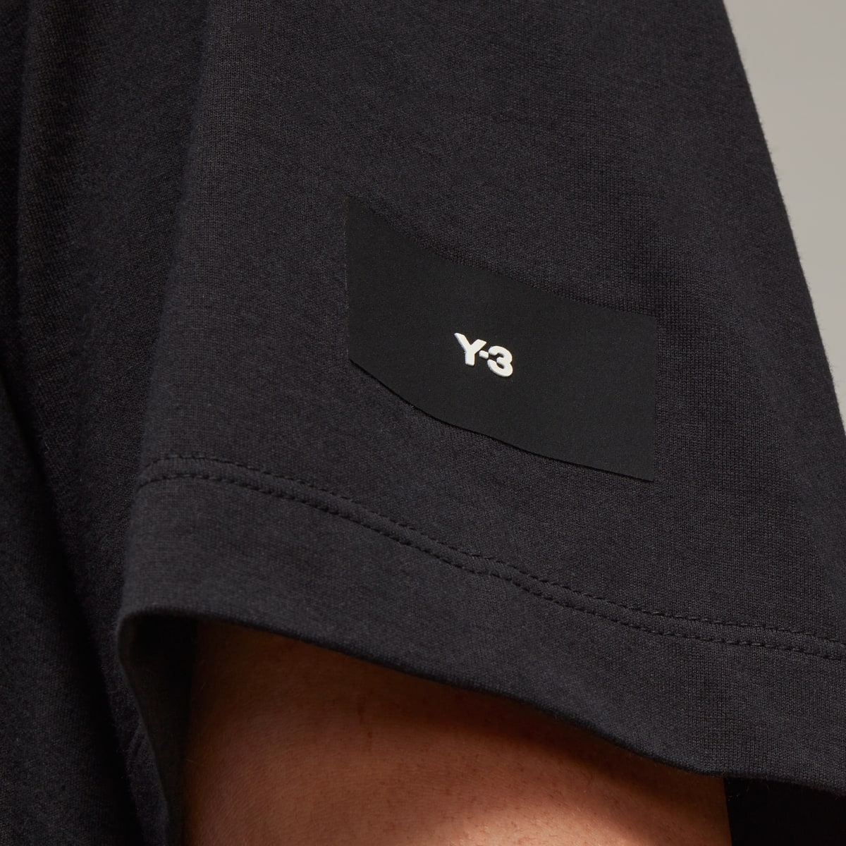 Adidas Y-3 Relaxed T-Shirt. 6