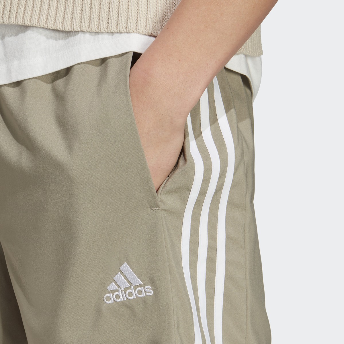 Adidas AEROREADY Essentials Chelsea 3-Stripes Shorts. 5