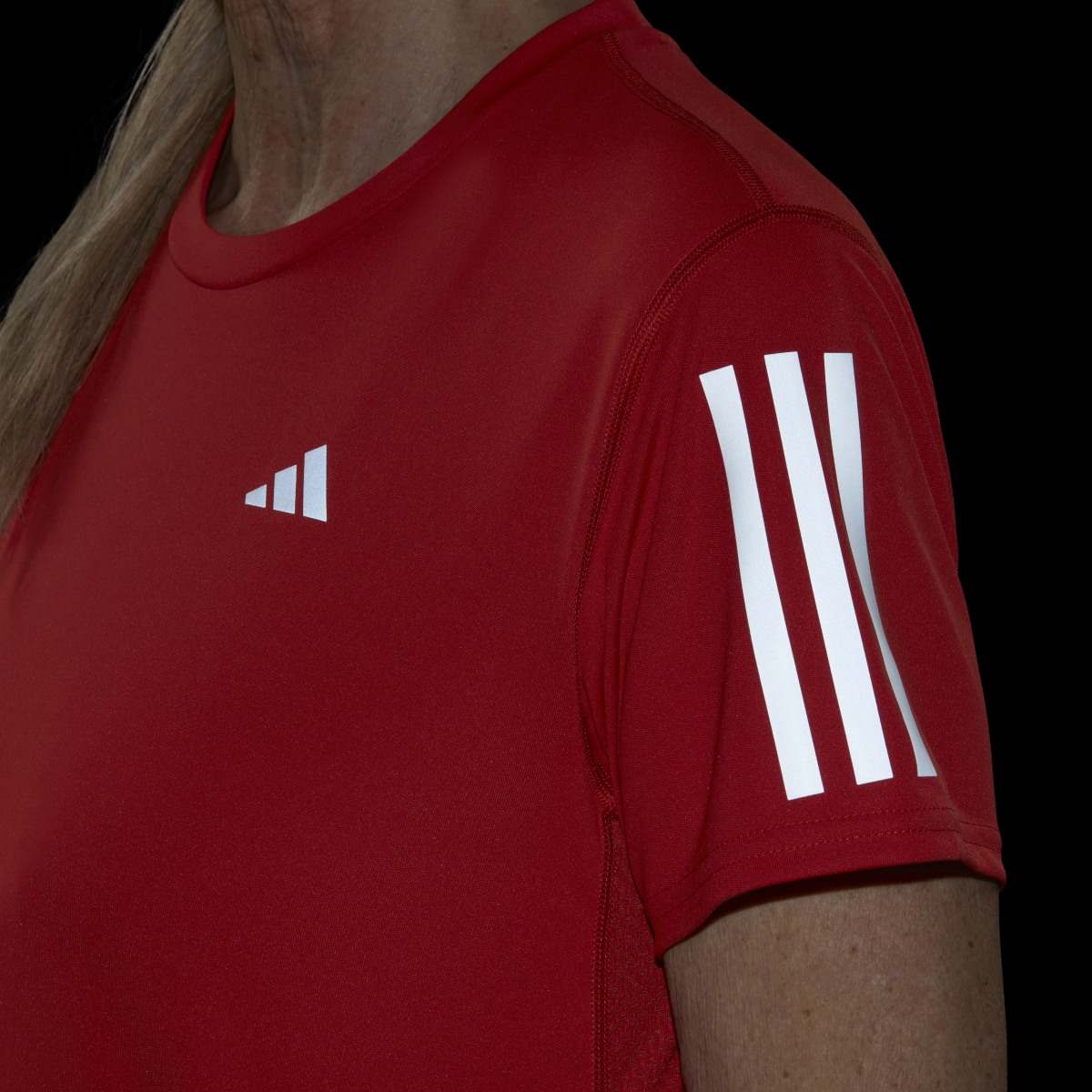 Adidas Playera Own the Run. 7