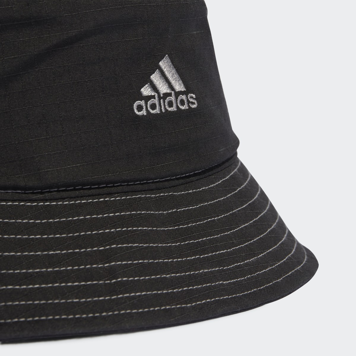 Adidas Cappellino Classic Cotton Bucket. 5