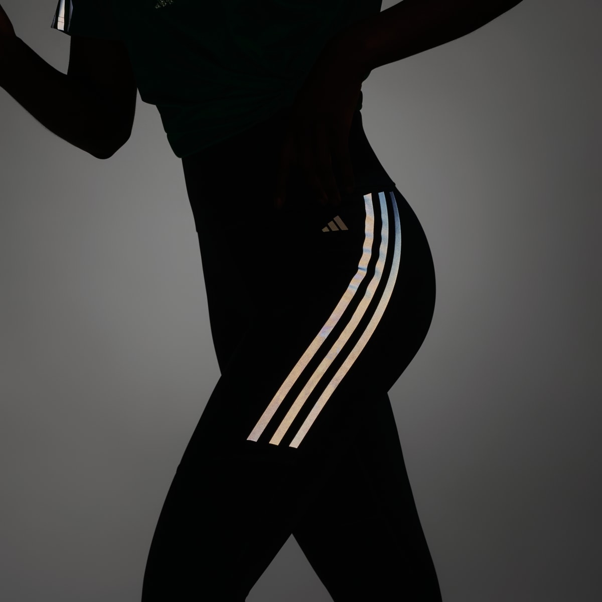 Adidas DailyRun 3-Streifen 7/8-Leggings. 9