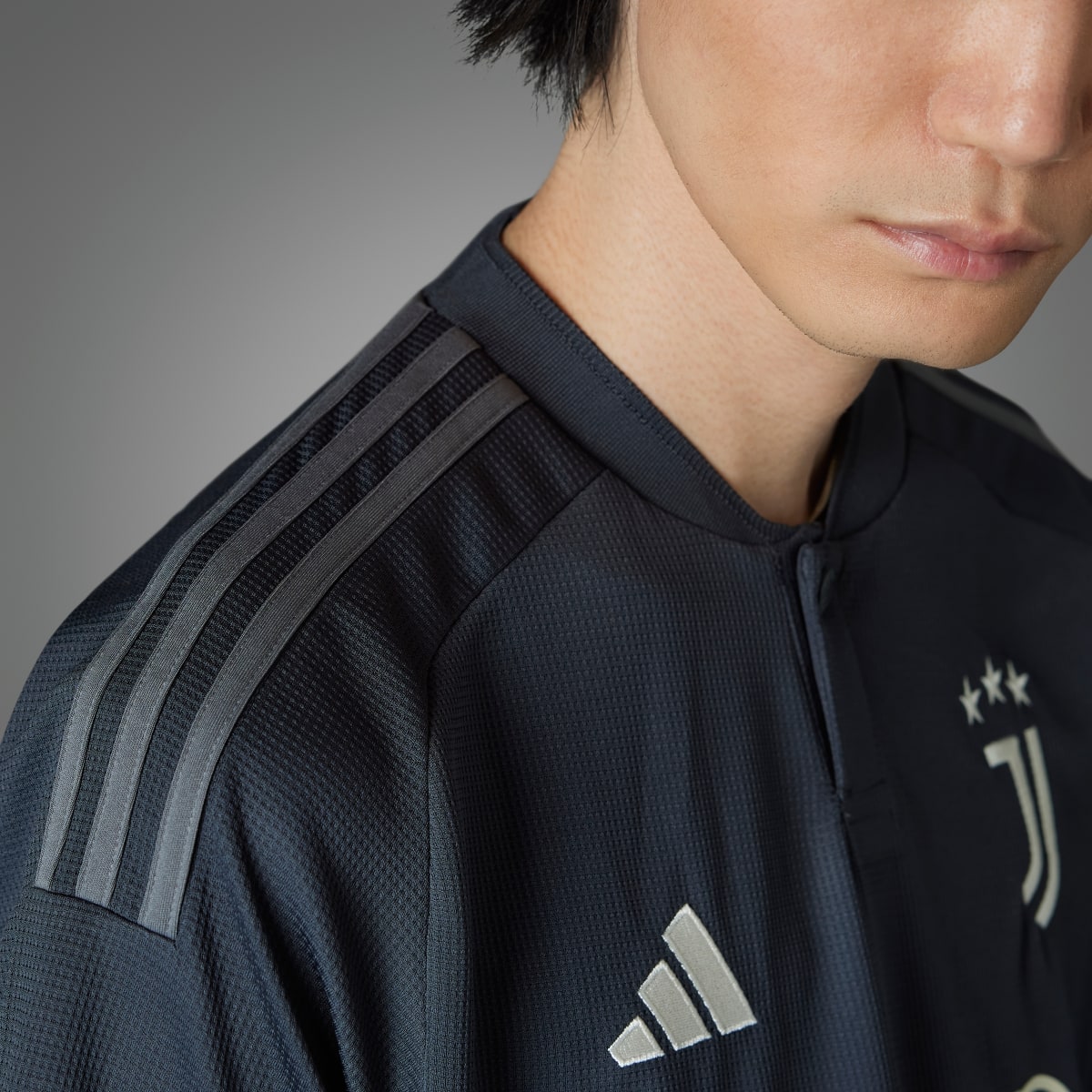 Adidas Jersey Tercer Uniforme Juventus 23/24. 4