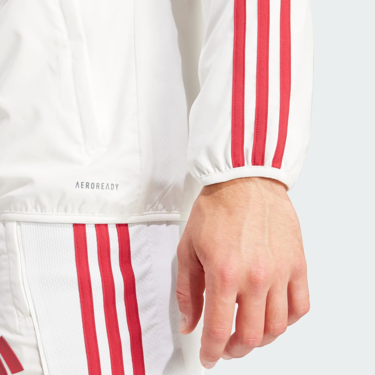 Adidas Chaqueta Himno Manchester United. 8