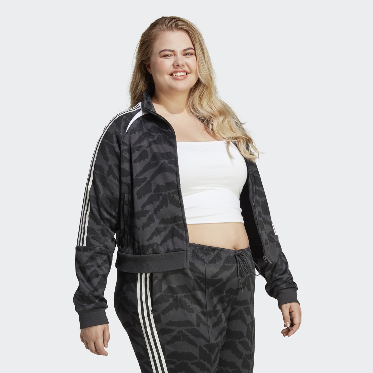 Adidas Tiro Suit Up Lifestyle Trainingsjacke – Große Größen. 4
