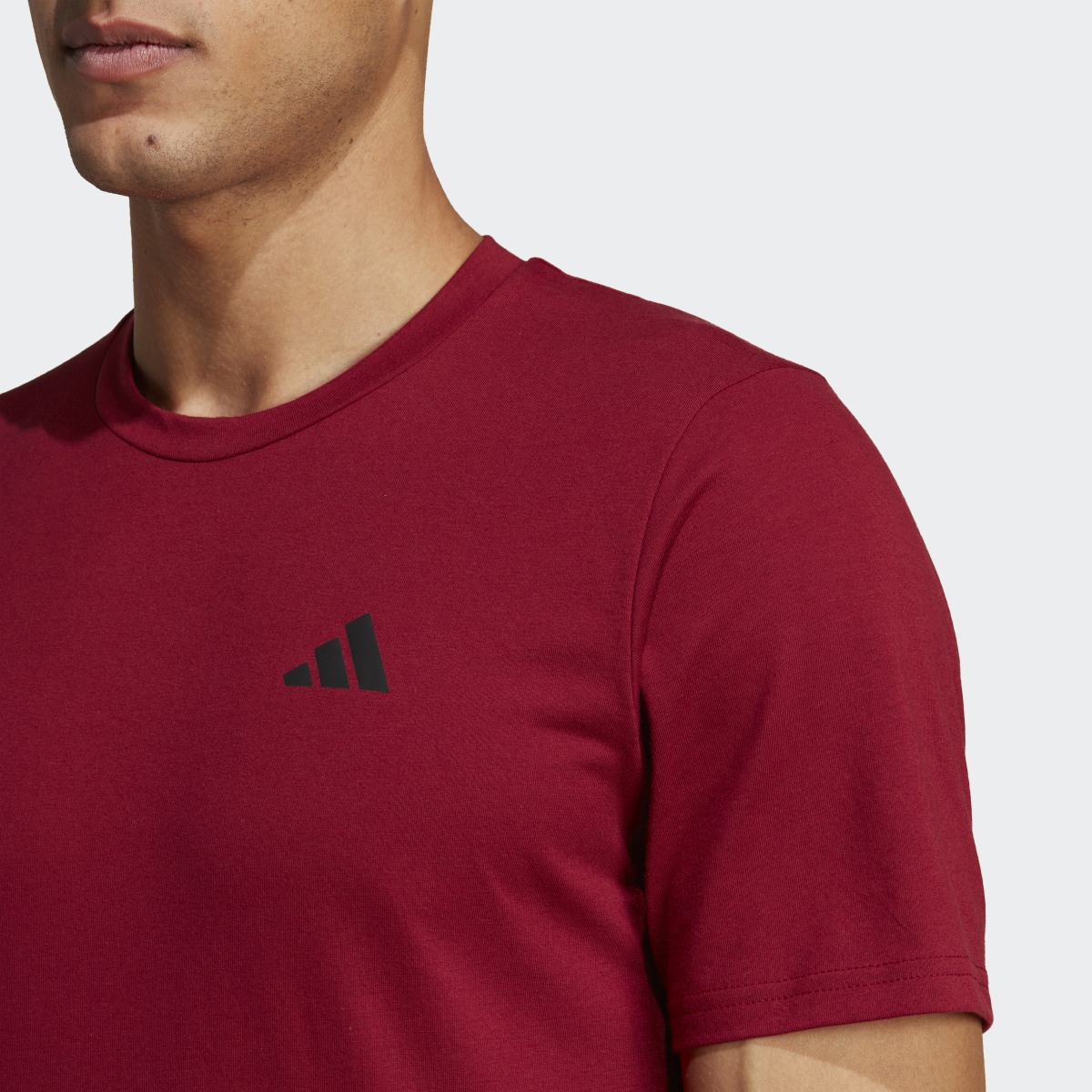 Adidas Playera de Entrenamiento Train Essentials Feelready. 6