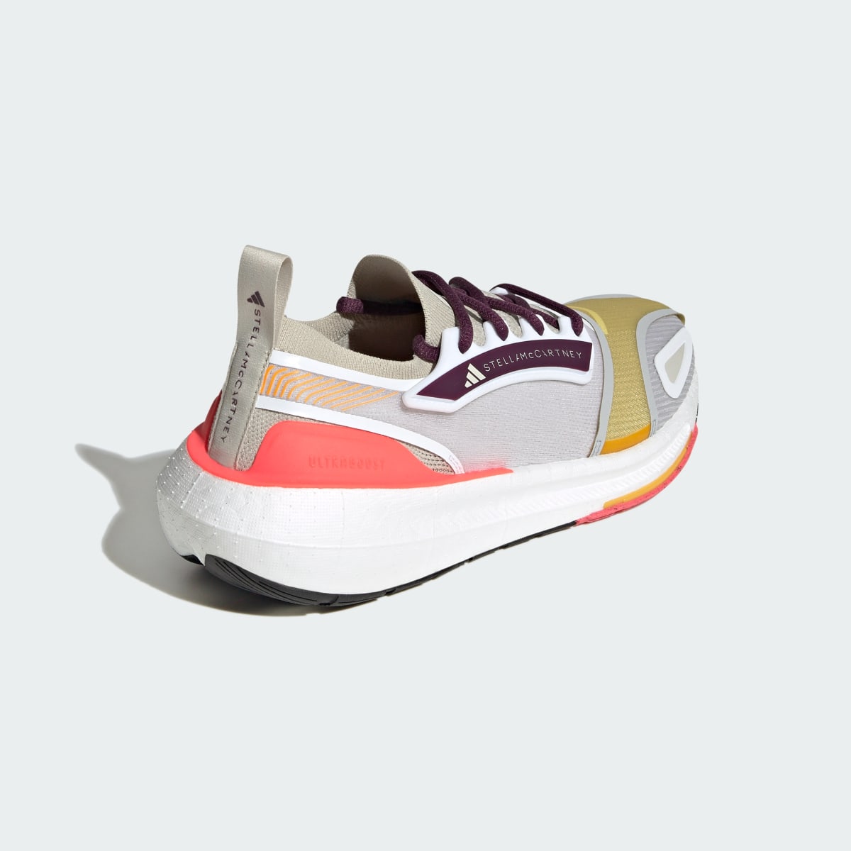 Adidas by Stella McCartney Ultraboost Light Ayakkabı. 6