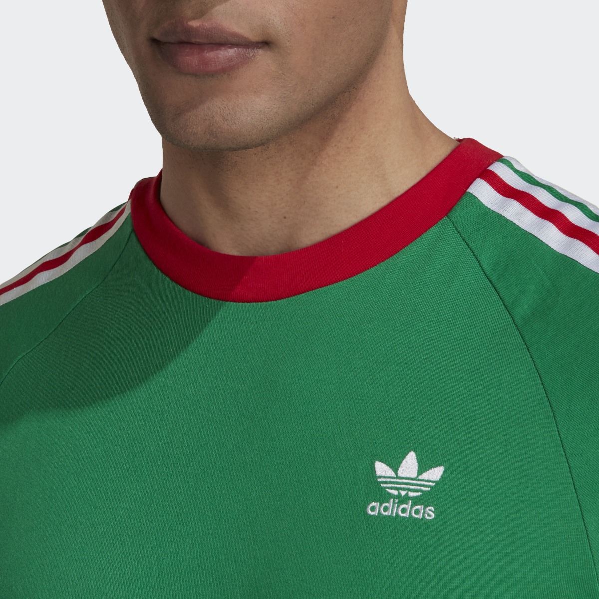 Adidas Playera 3 franjas. 6