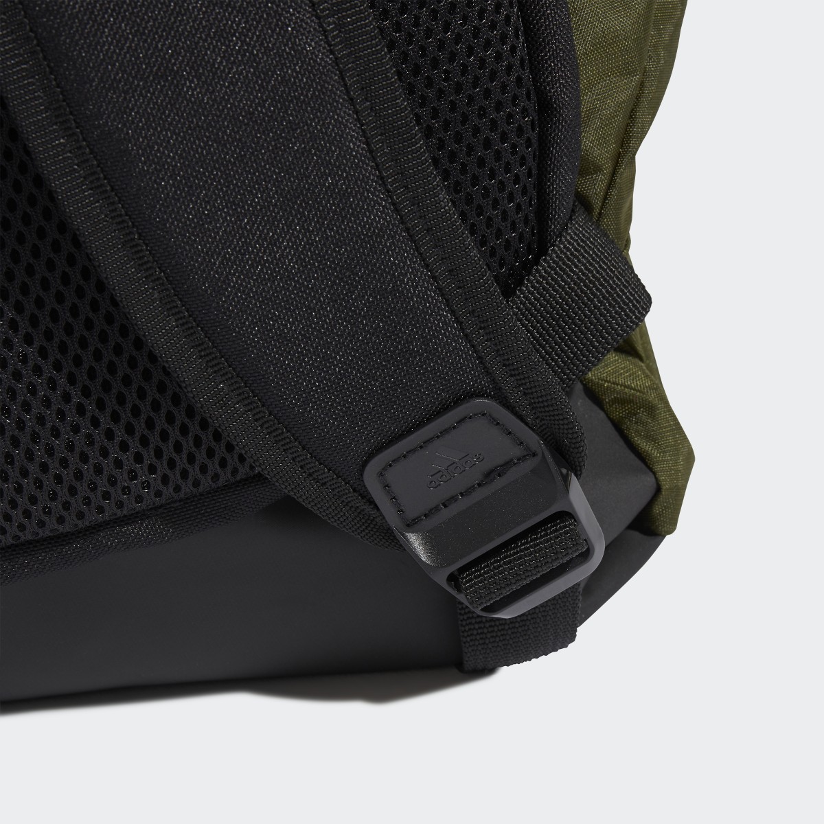 Adidas Sac à dos Explorer Primegreen. 7