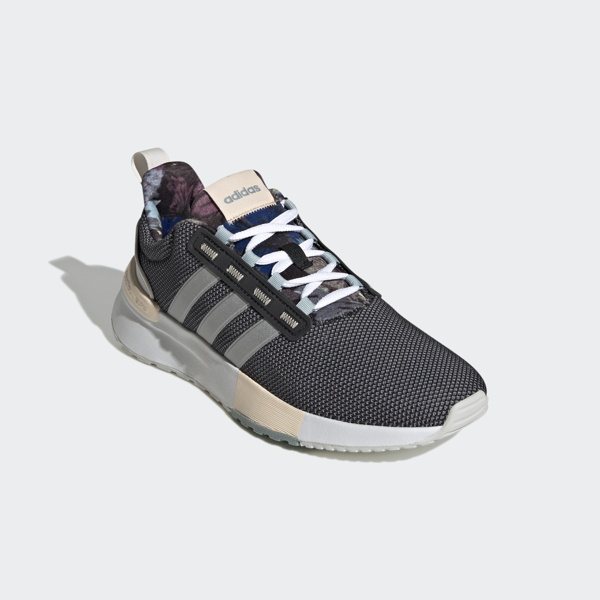 Adidas Tenis Racer TR21 Cloudfoam. 5