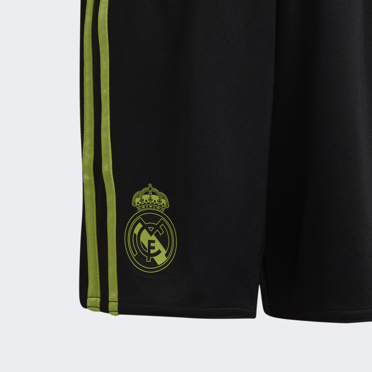 Adidas Miniconjunto tercera equipación Real Madrid 22/23. 9