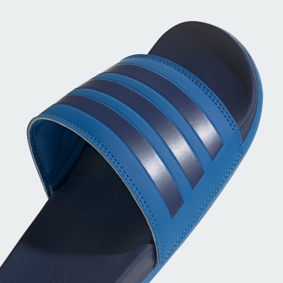 Adidas Chancla Adilette Comfort. 9