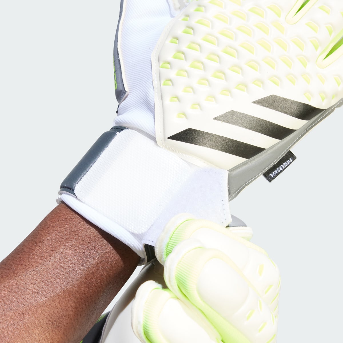 Adidas Gants Predator Match Fingersave. 4