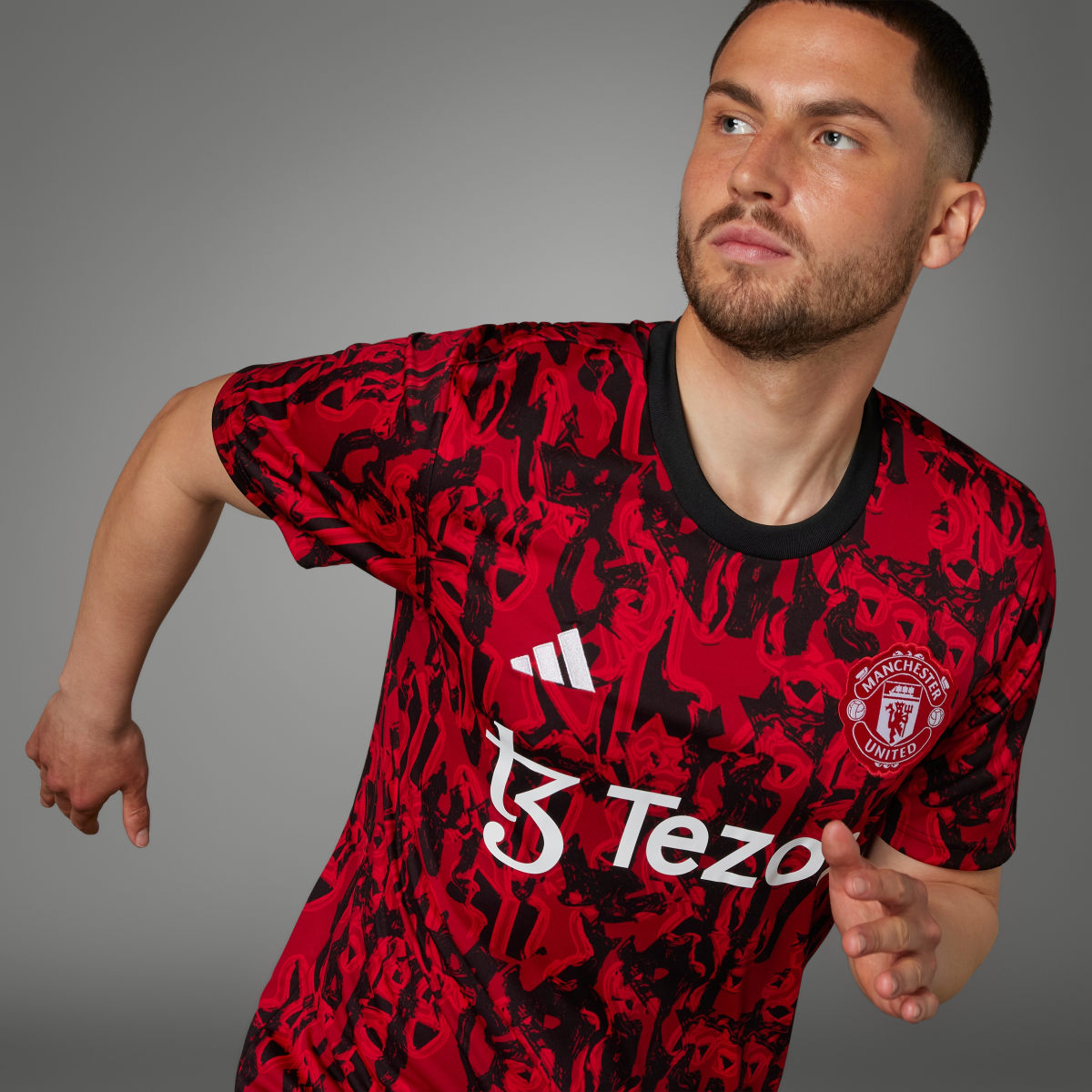 Adidas Camisola de Aquecimento do Manchester United. 4