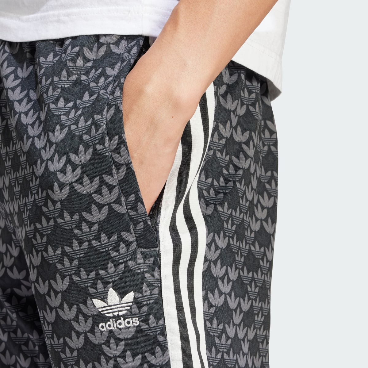 Adidas Pantalón SSTR Classic Mono. 5