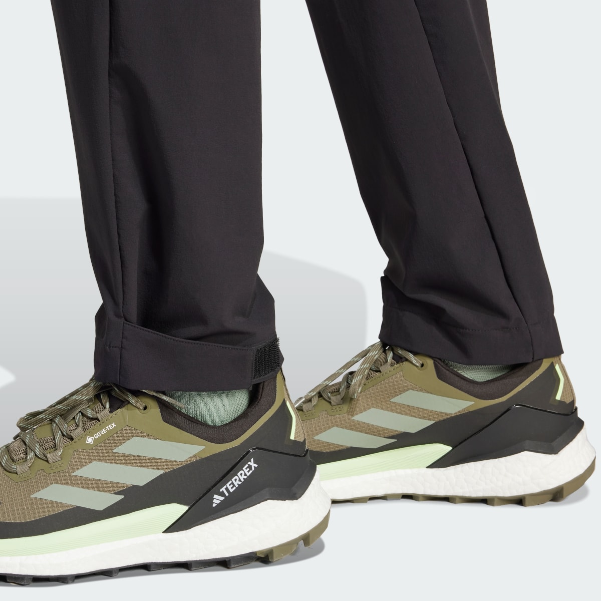 Adidas Spodnie Terrex Xperior. 6