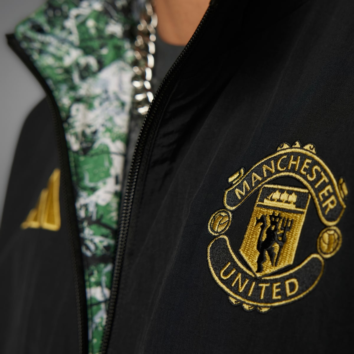 Adidas Manchester United Stone Roses Anthem Jacket. 4