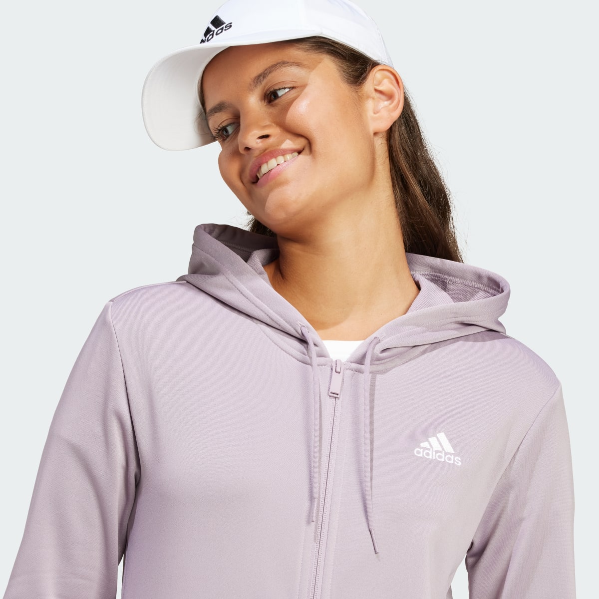 Adidas Tracksuit Lineal. 8