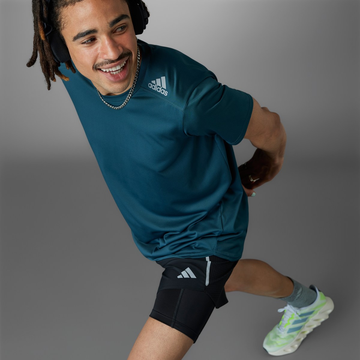 Adidas Designed 4 Running Tişört. 5