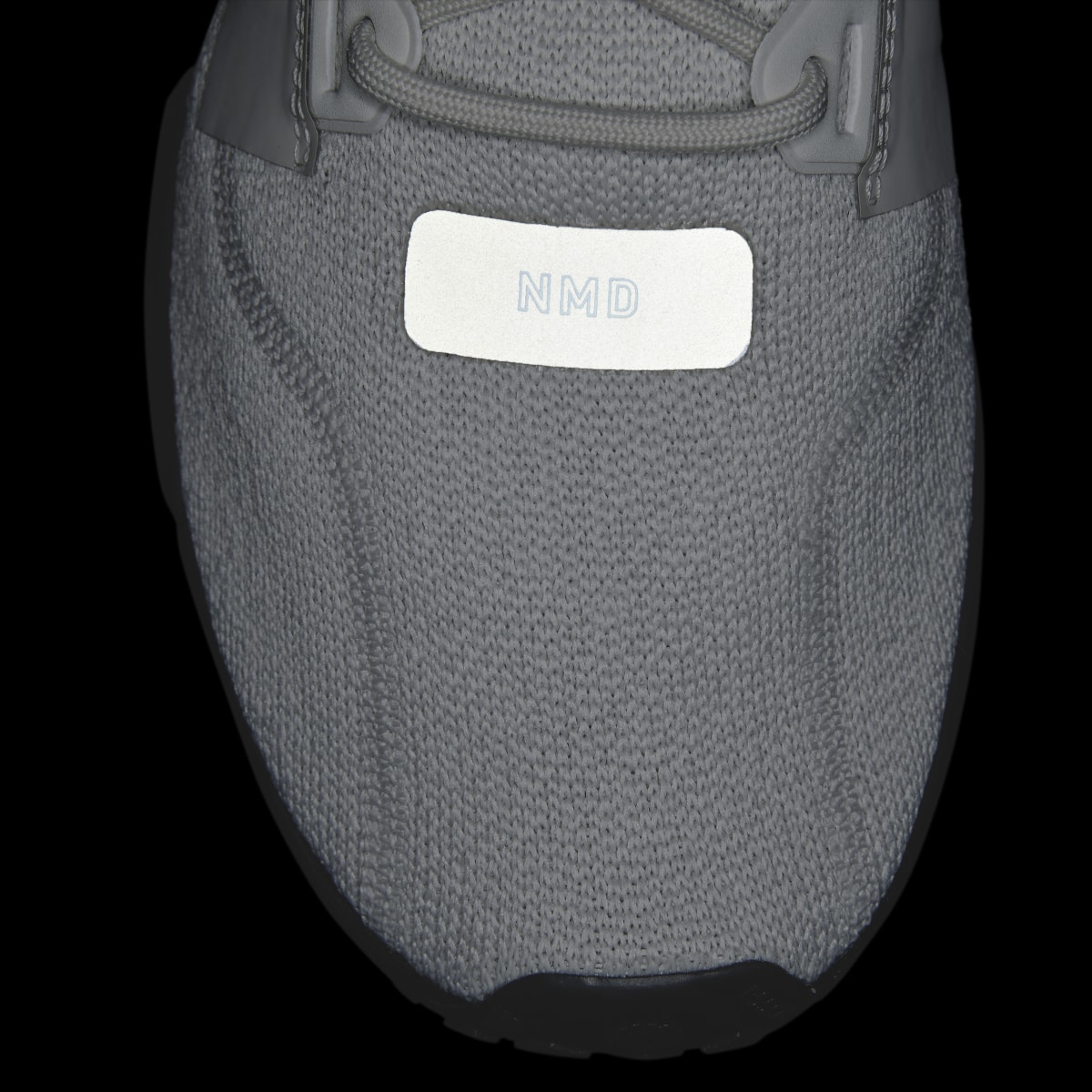 Adidas Chaussure NMD_R1 V2. 12