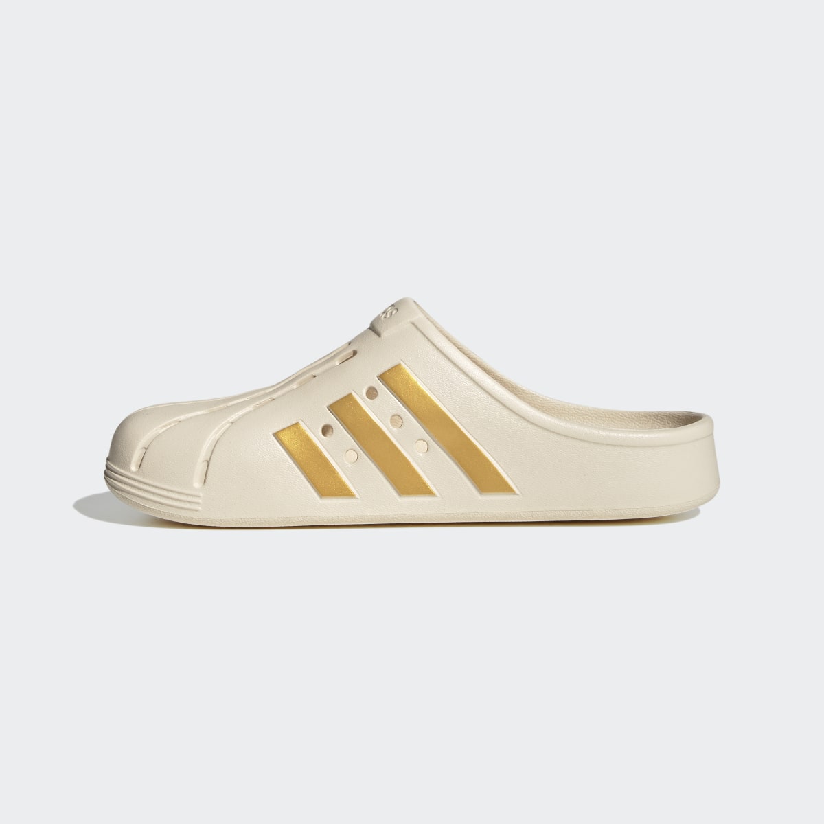 Adidas Adilette Clogs. 7