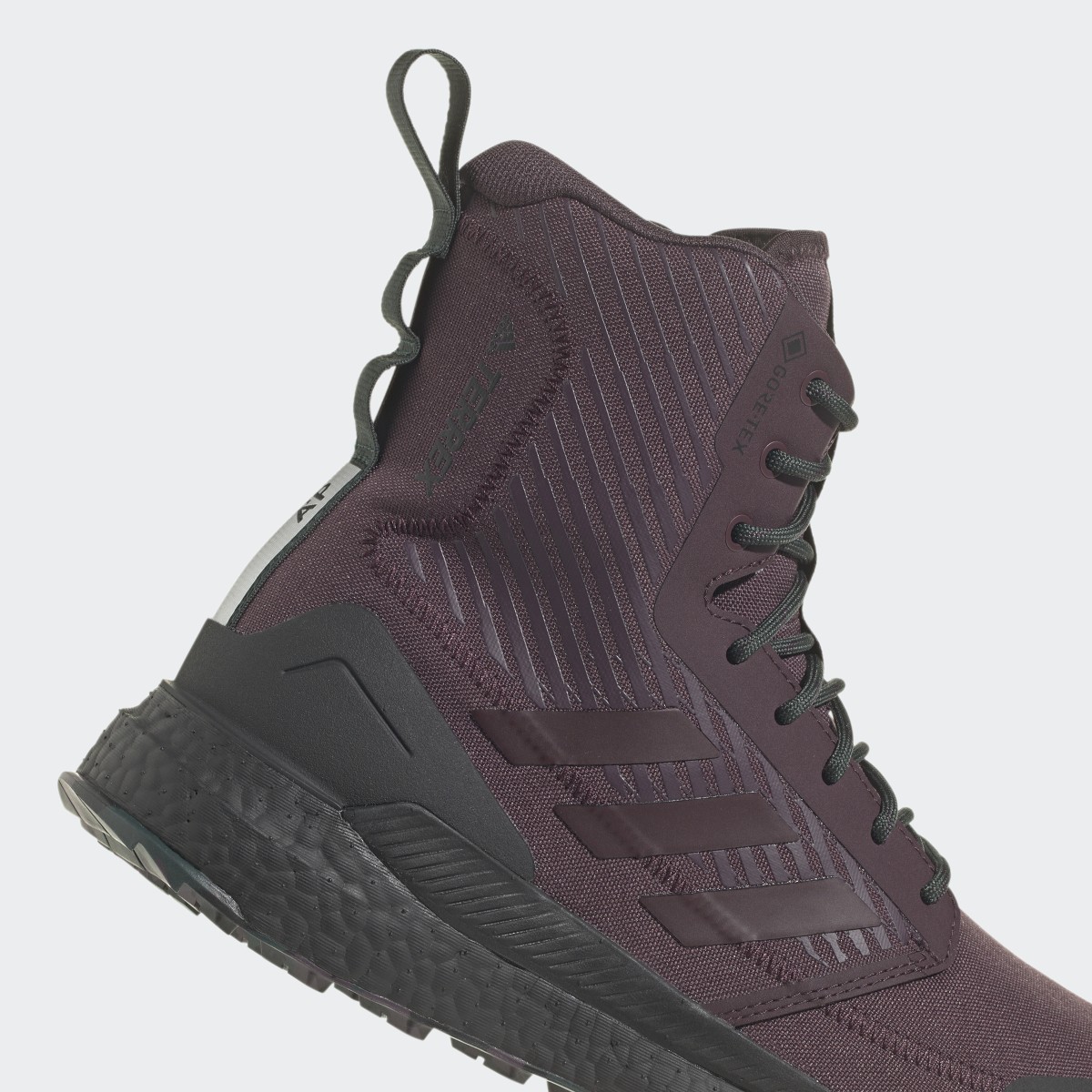 Adidas Bota Terrex Free Hiker XPL GTX. 17