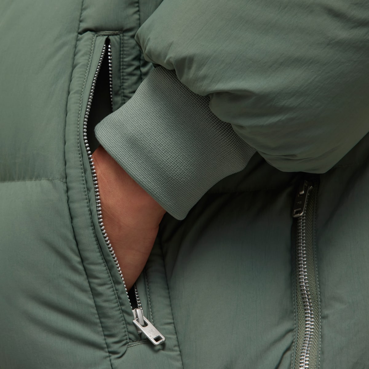 Adidas Y-3 Puffer Parka. 6