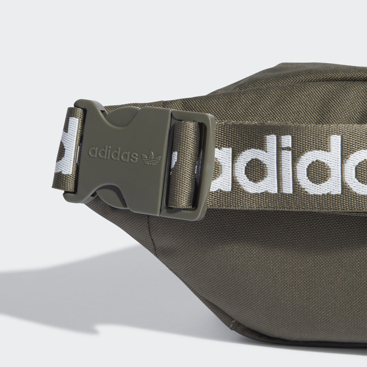 Adidas Adicolor Classic Waist Bag. 7