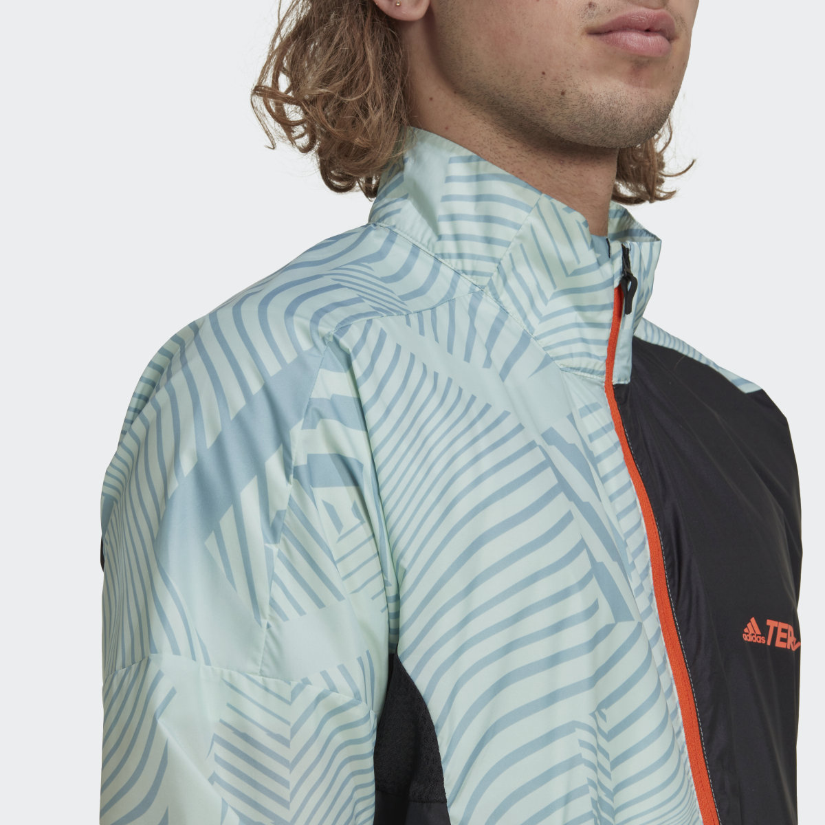 Adidas Terrex Trail Running Printed Wind Jacket. 7