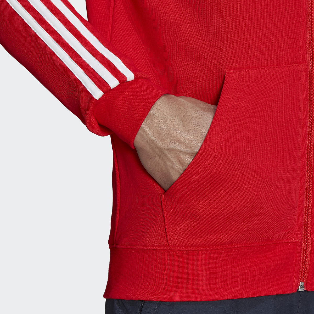 Adidas Veste à capuche entièrement zippée FC Bayern DNA. 6