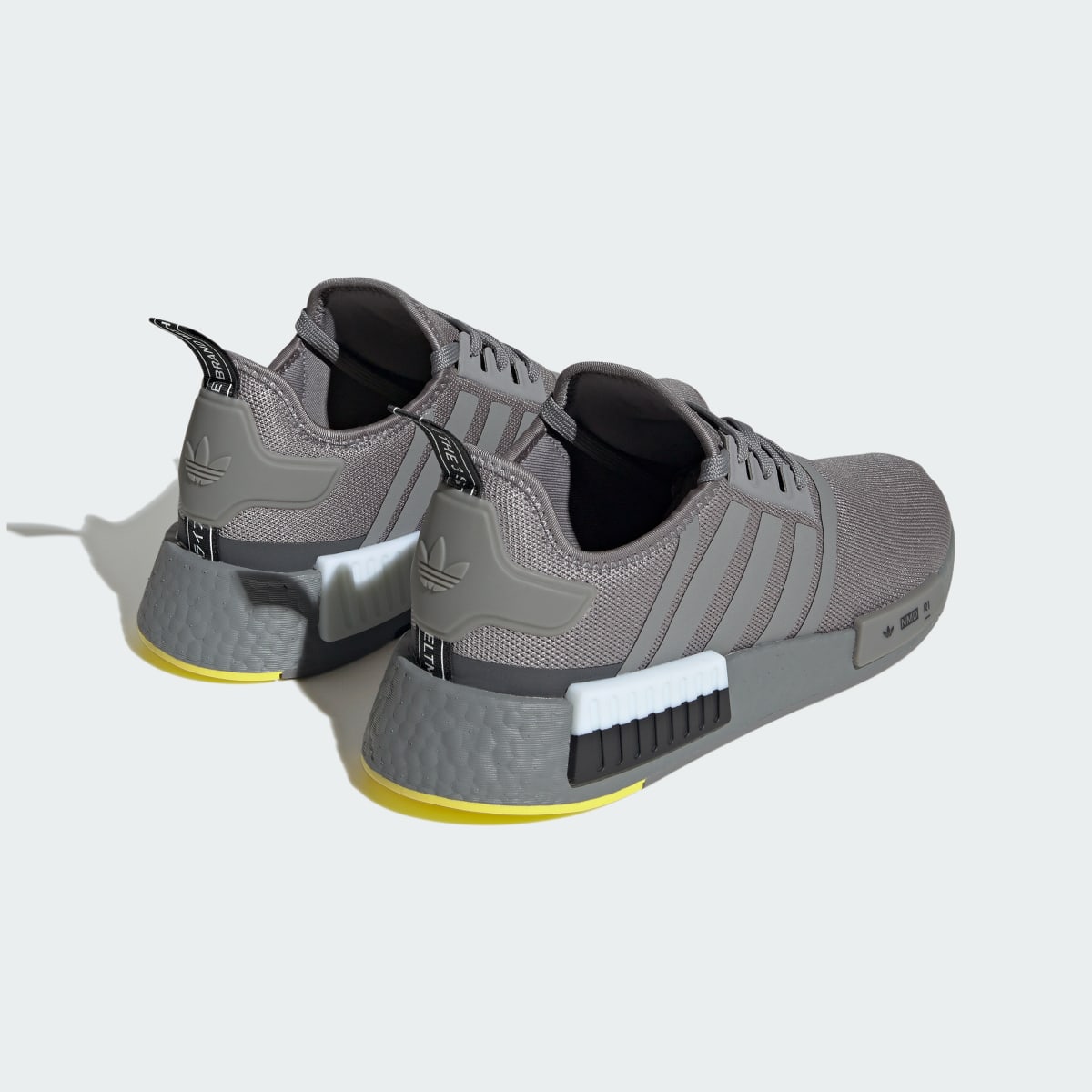 Adidas Tenis NMD_R1. 6