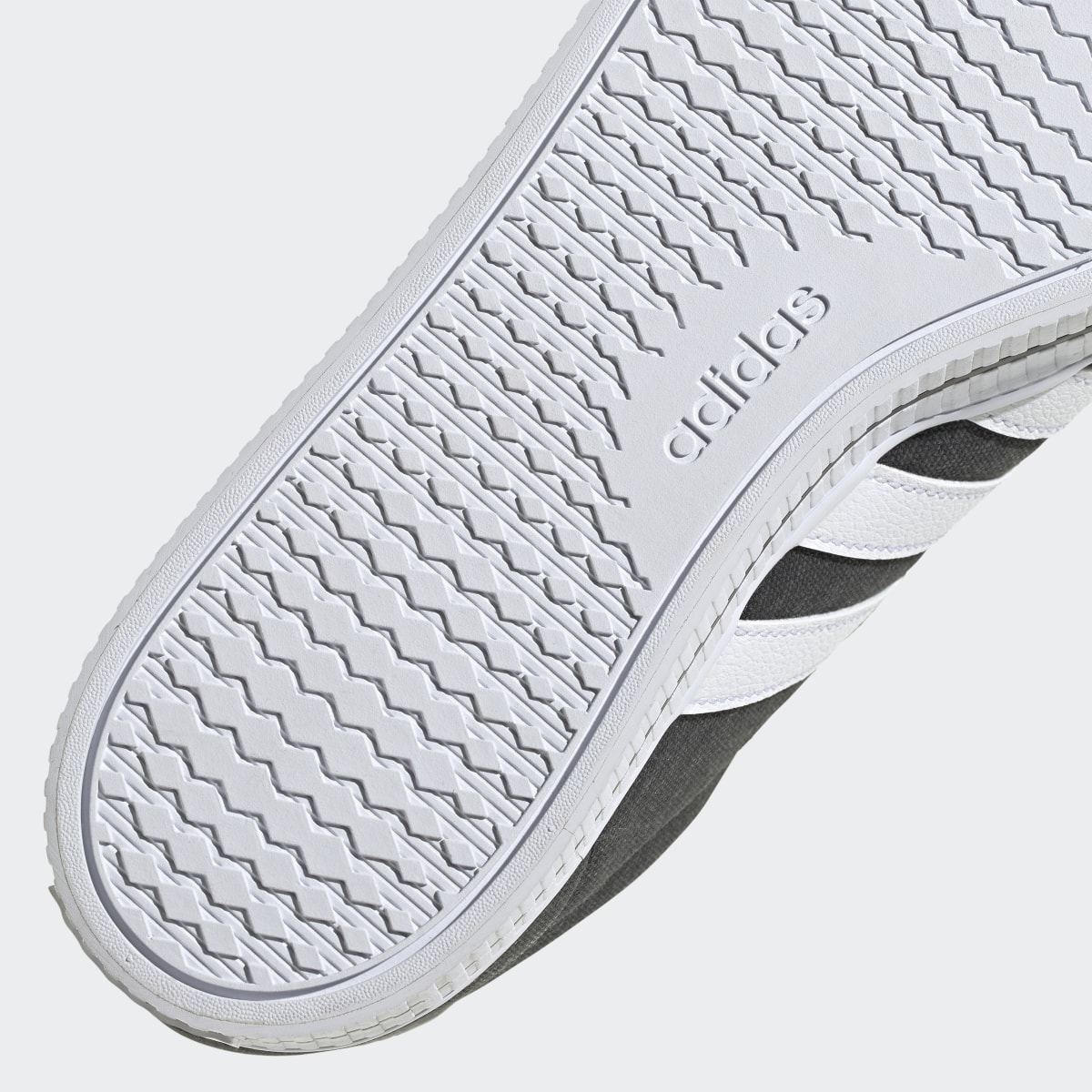 Adidas Sapatos Daily 3.0. 11