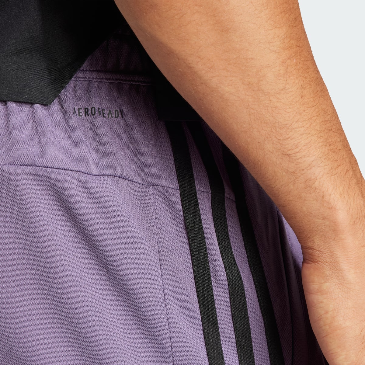 Adidas Short da allenamento Train Essentials Piqué 3-Stripes. 6