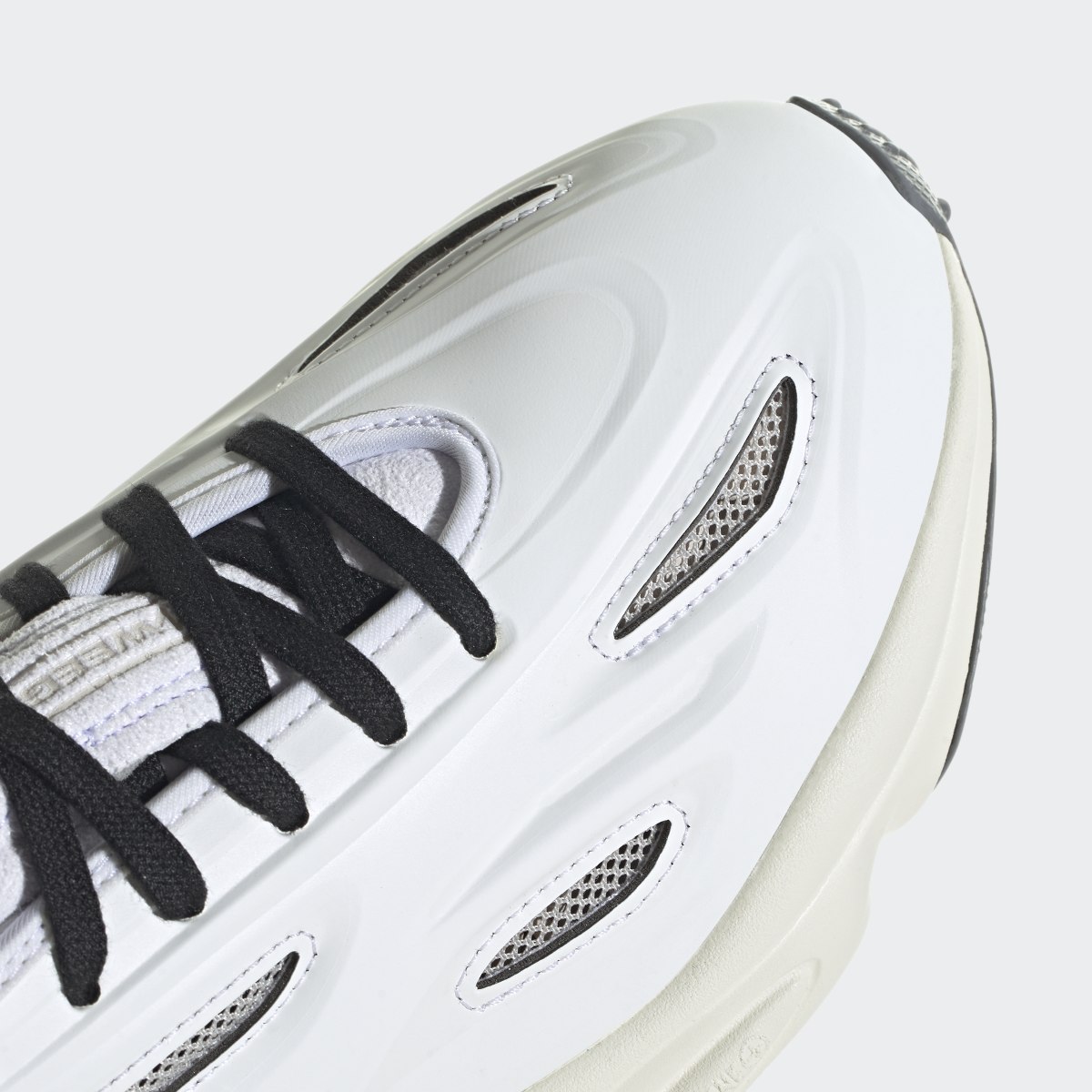 Adidas OZWEEGO Celox Schuh. 9