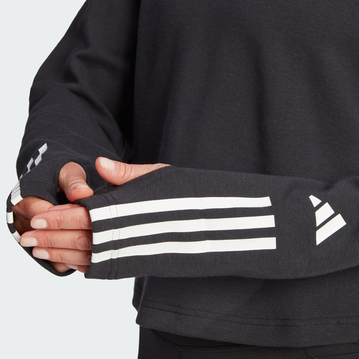 Adidas Camisola com Capuz 3-Stripes Train Essentials. 7