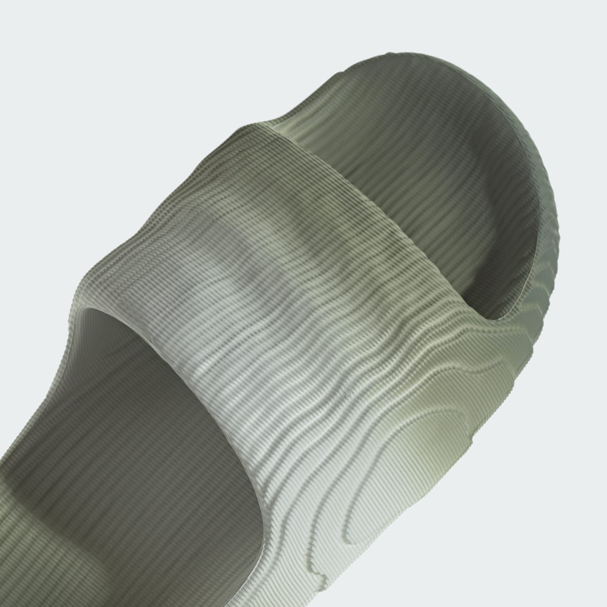 Adidas Claquette Adilette 22. 9