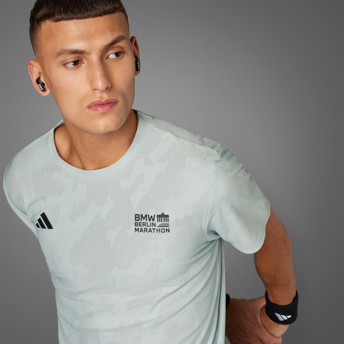 Adidas T-shirt Made to Be Remade da BMW BERLIN-MARATHON 2023. 5