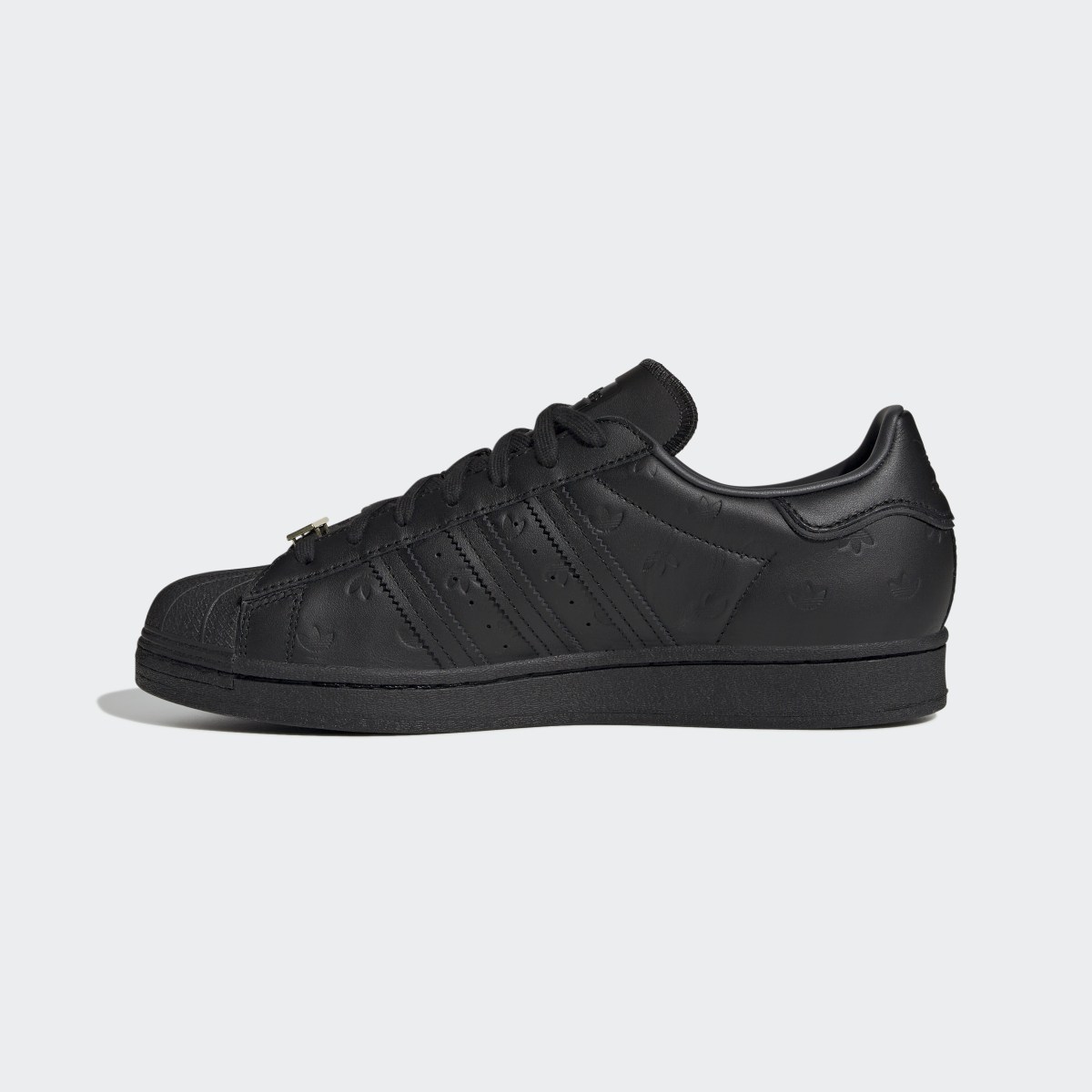 Adidas Chaussure Superstar. 7