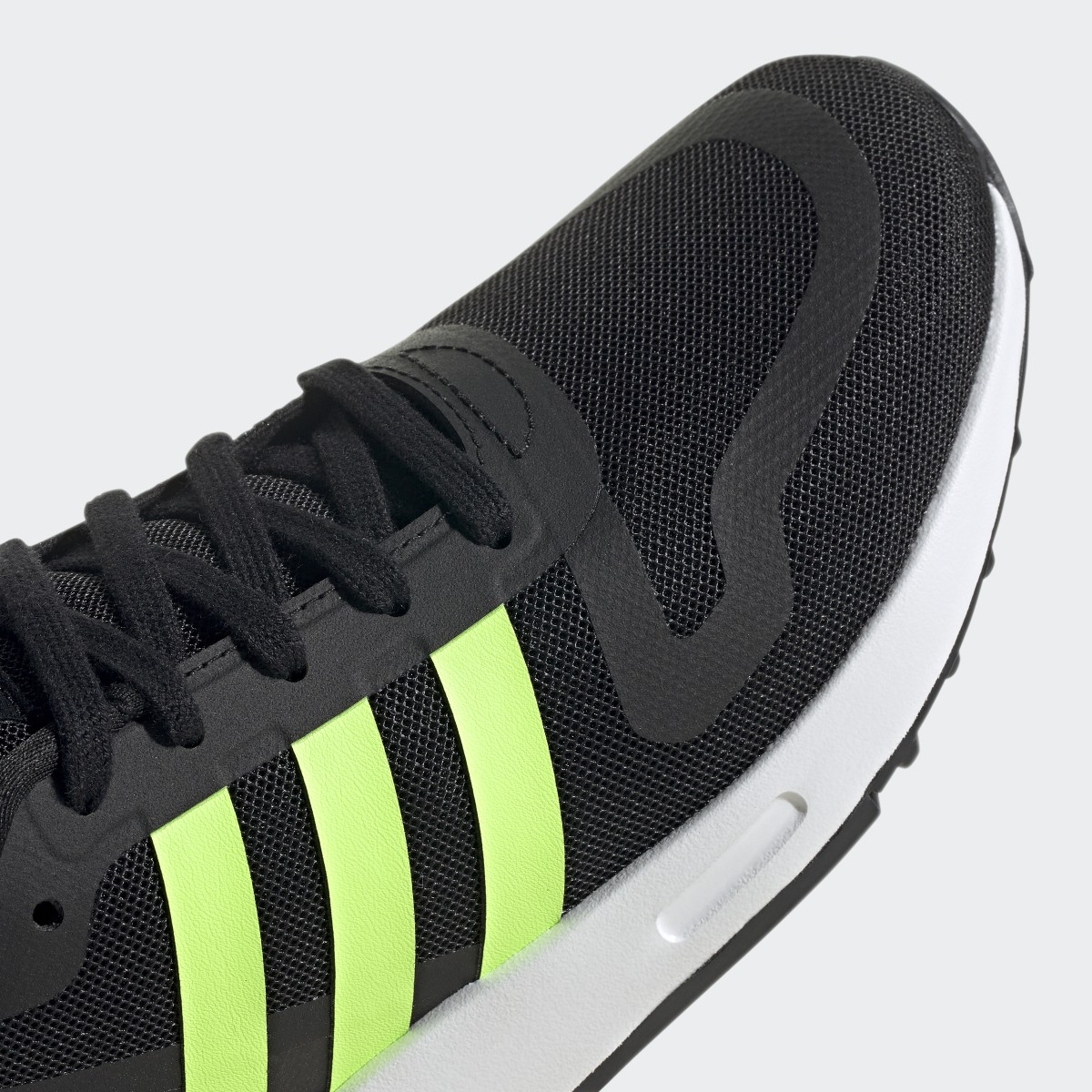 Adidas Chaussure Multix. 8