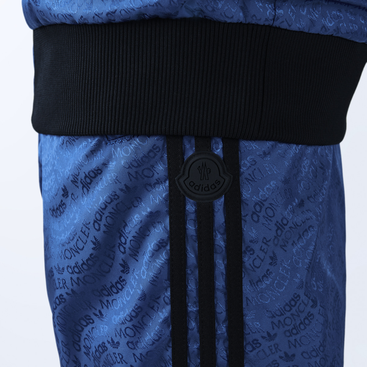 Adidas Moncler x adidas Originals Seelos Reversible Pants. 5