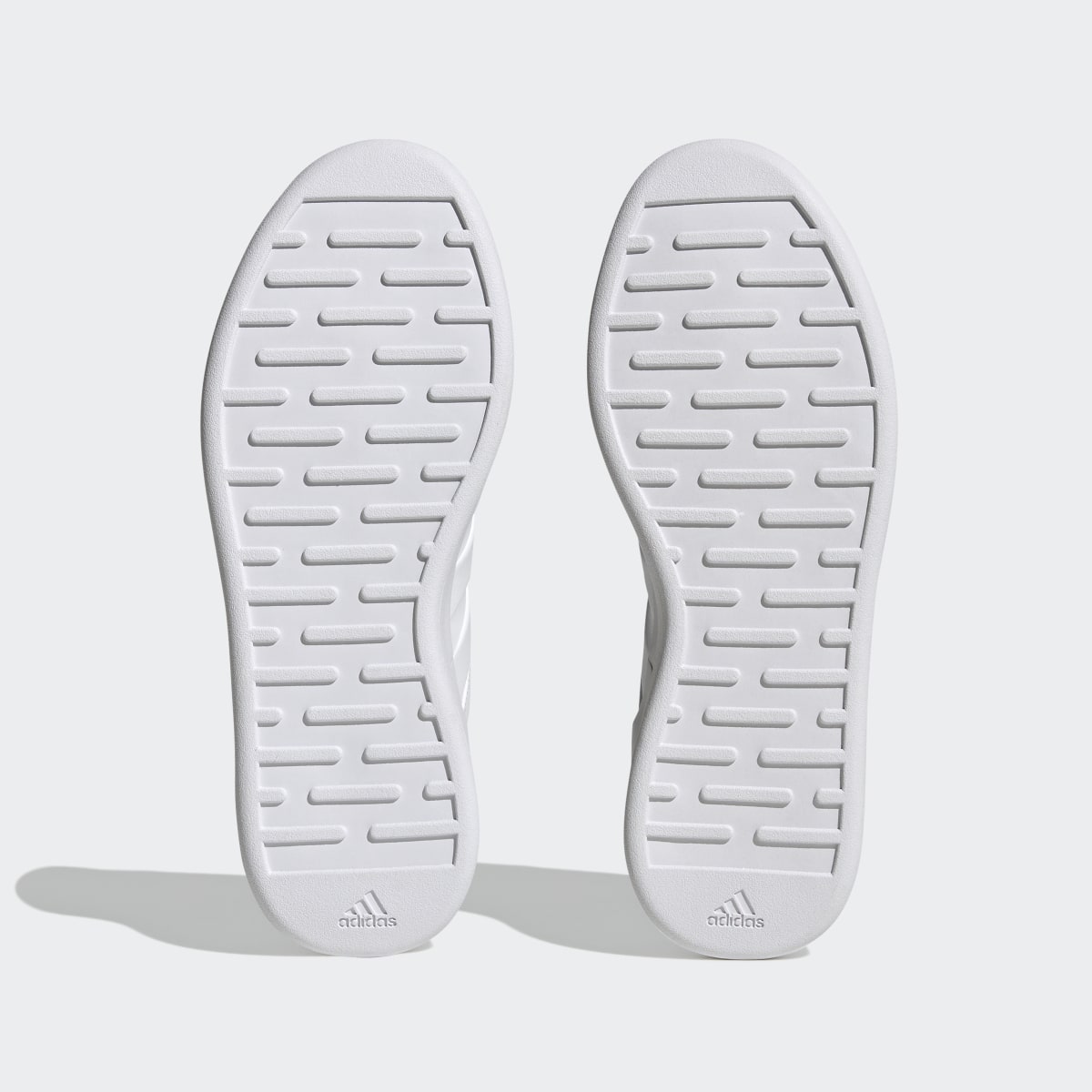Adidas Sapatilhas de Ténis e Lifestyle Modern Cloudfoam Comfort Court Revival. 4