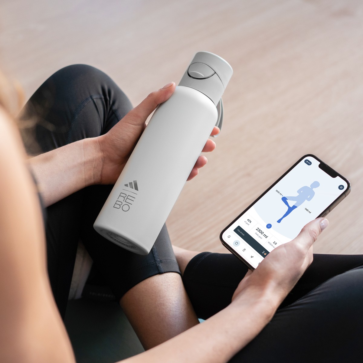 Adidas x REBO Smart Trinkflasche. 8